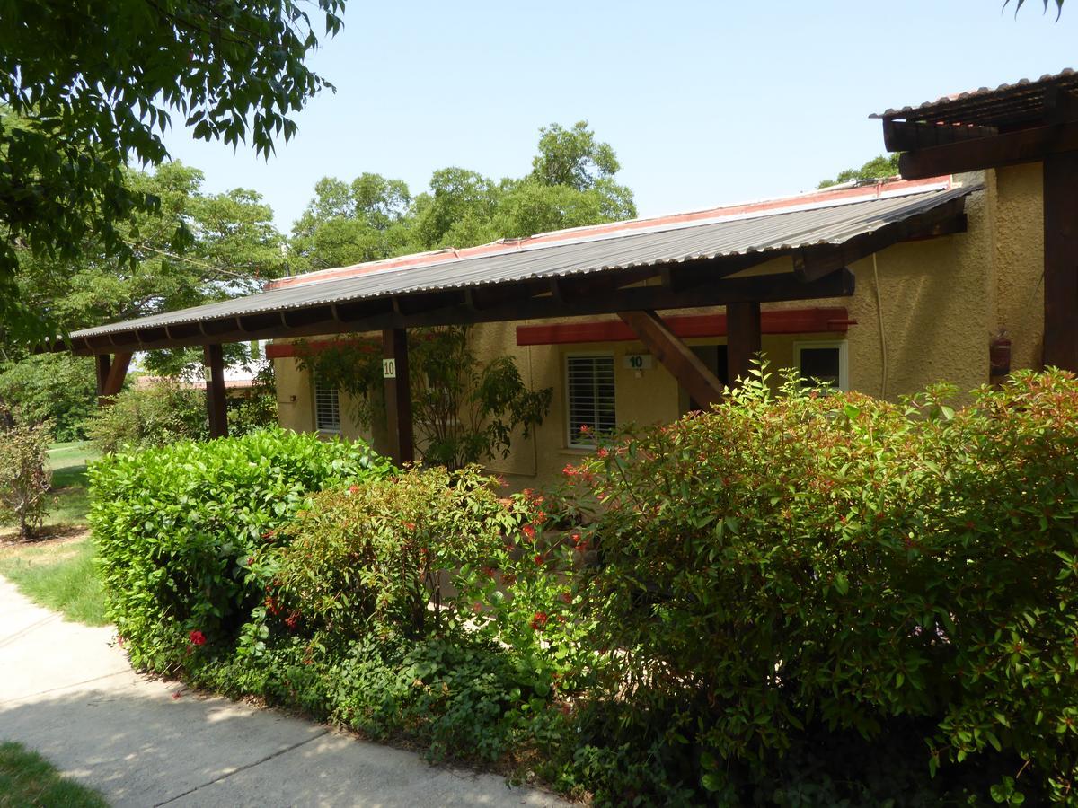 "Bakfar" Kfar Szold Country Lodging Villa Kefar Szold Luaran gambar