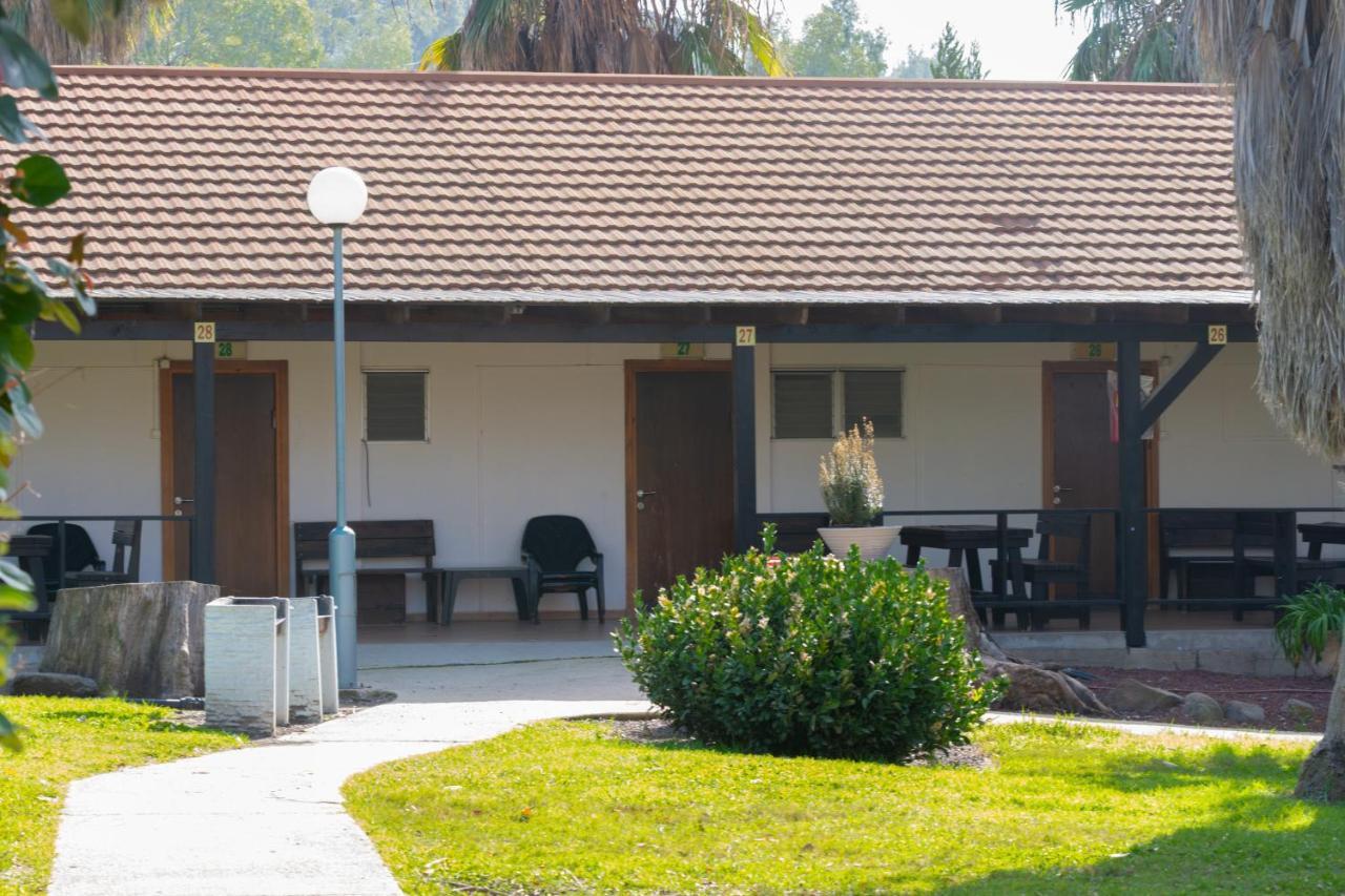 "Bakfar" Kfar Szold Country Lodging Villa Kefar Szold Luaran gambar