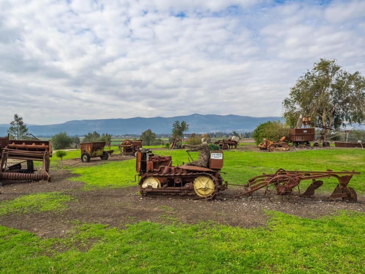 "Bakfar" Kfar Szold Country Lodging Villa Kefar Szold Luaran gambar