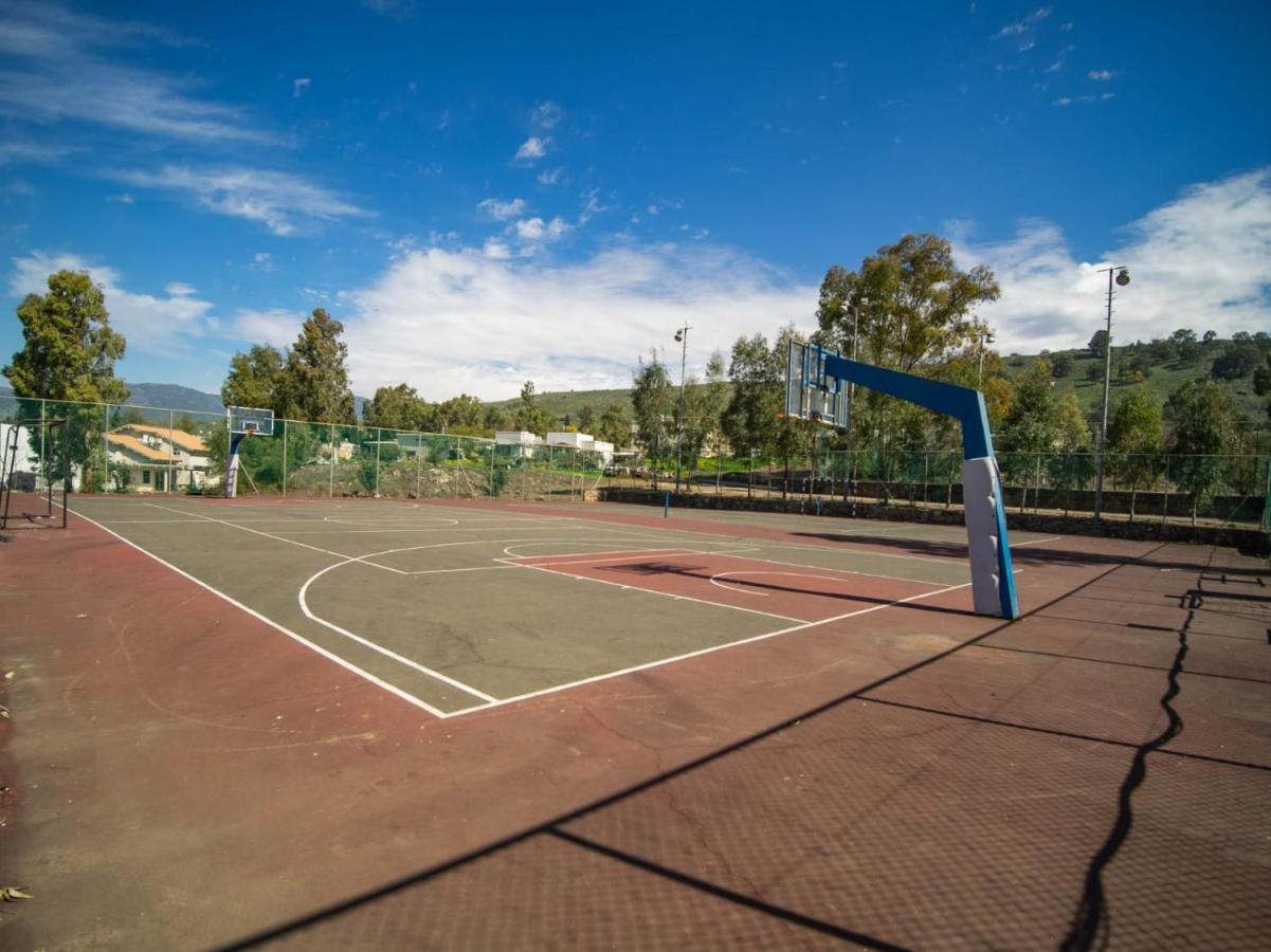 "Bakfar" Kfar Szold Country Lodging Villa Kefar Szold Luaran gambar